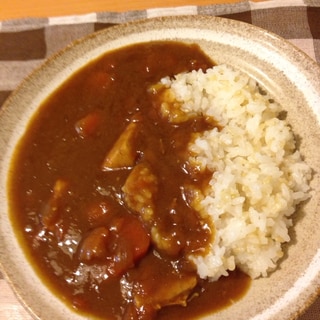 活力なべで塩麹漬け豚肉カレー